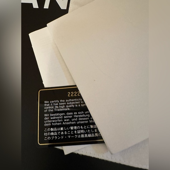 Chanel 2 way shoulder Bag authentic. - Picture 6 of 7